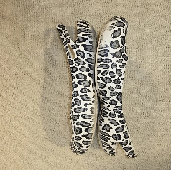 Crocs Kadee Snow Leopard Sling-back Ballet Flats size 7 - Picture 6 of 10